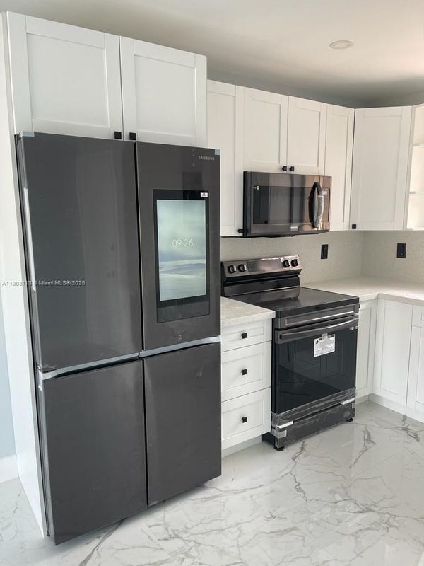 Photo - 47 NW 47th Ave