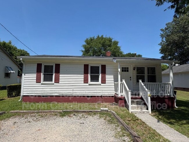 Photo - 680 Tulsa Ct NW
