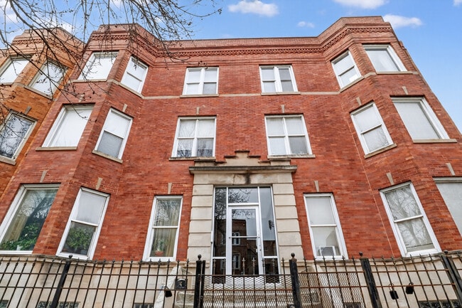 Photo - 4622 S Calumet Ave Unidad 2