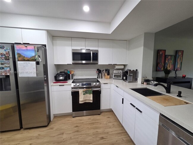 Photo - 16171 Blatt Blvd Unit 310