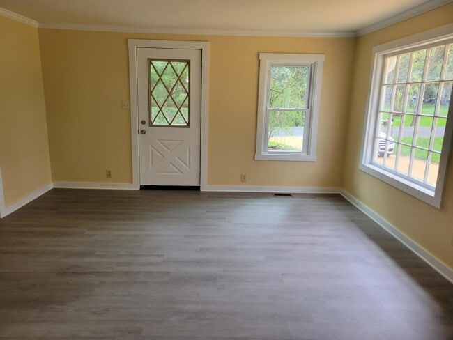 Photo - 4727 Dam Rd
