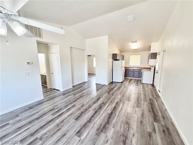 Photo - 1031 Karen Ct Unit B