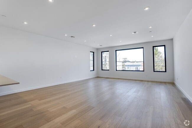 Building Photo - 339 69th St Unit 2 Rental
