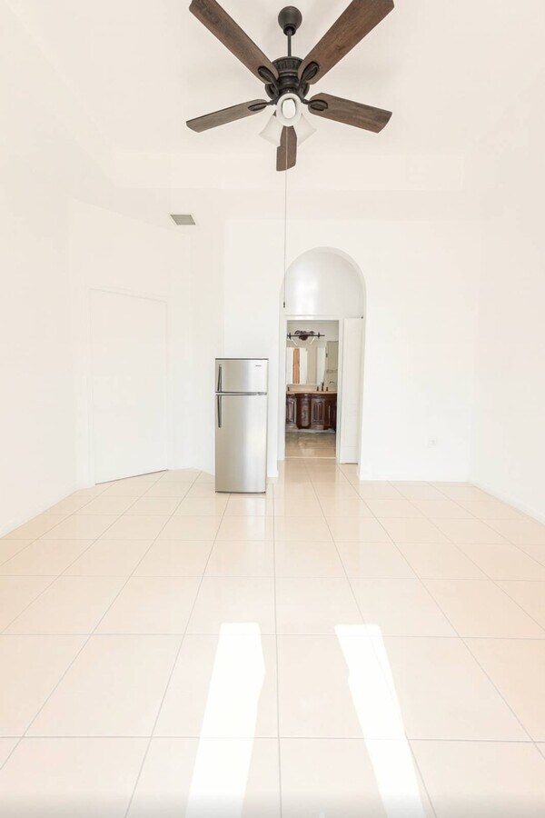 Photo - 3716 NE 22nd Pl