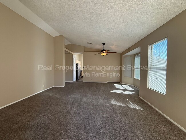 Photo - 3936 W Chama Dr
