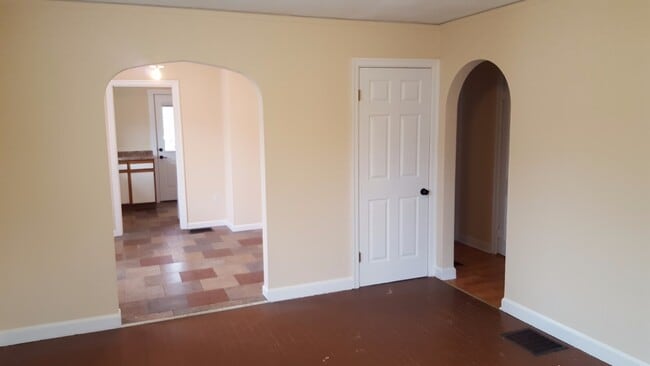 Photo - 113 Benton St Unit 101