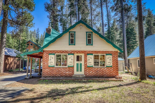 Long Term Lease at Donner Lake- $2500 - Long Term Lease at Donner Lake- $2500 House