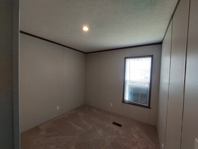 Photo - 105 Delta Dawn Dr