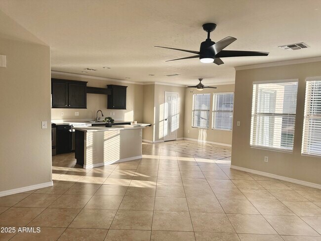 Photo - 3435 E Longhorn Dr