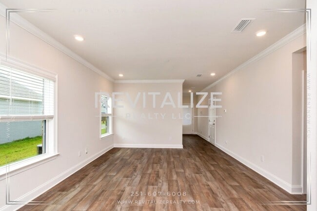 11253 Cloister Dr