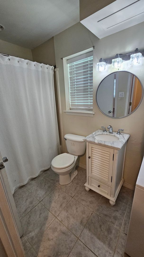 Photo - 1 bed 1 bath townhome in the Heart of Spring Hill