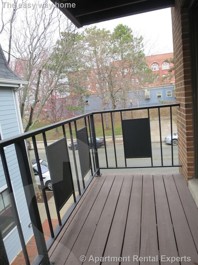 Photo - 80 Highland Ave Unidad #201