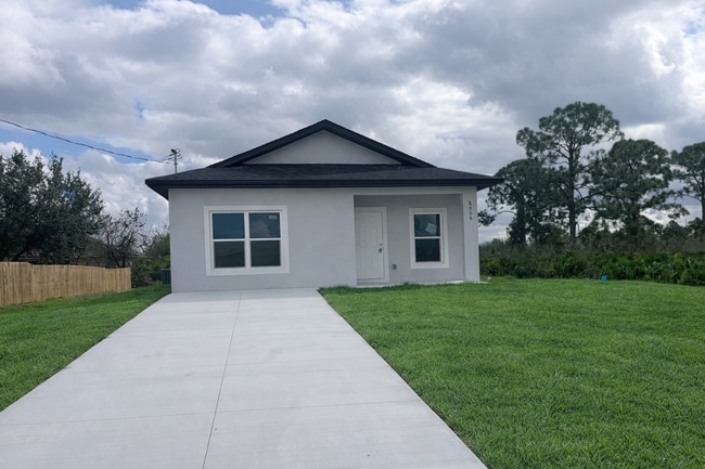 Building Photo - BRAND NEW 2 Bed- 2 Bath Pet-Friendly Retreat in Desirable Lehigh Acres!