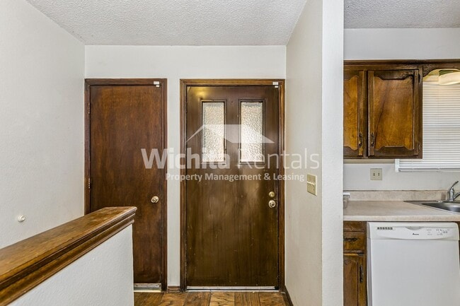 Photo - 2339 N Rutland Ct Unit 1