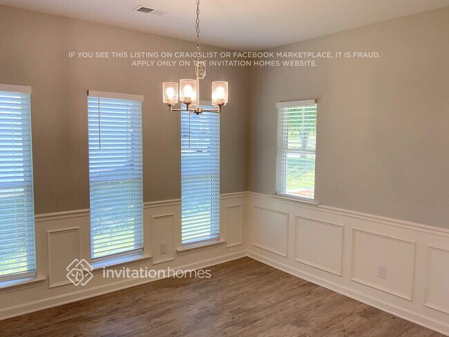 Photo - 713 Denise Ct