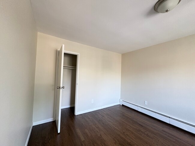 104 Montclair Ave 18 - 110 Montclair Ave Unit 18