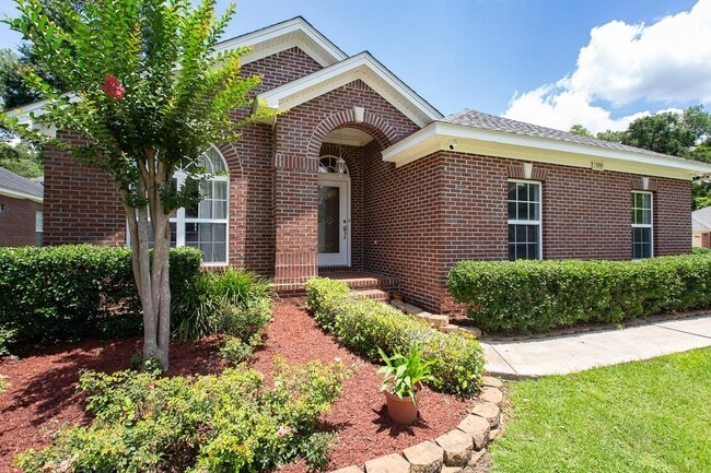 Photo - 1241 Sandler Ridge Rd