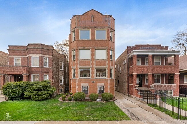 Photo - 7751 S Saginaw Ave Apartamento Unidad 1