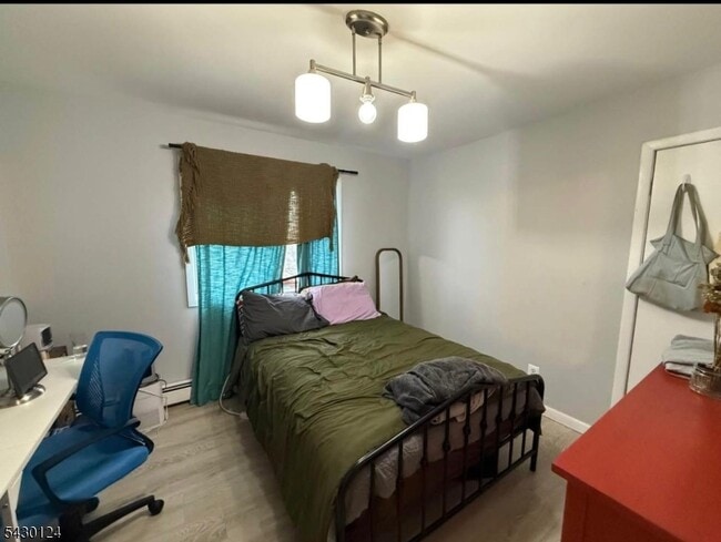 Photo - 425 Greylock Pkwy Unit 3