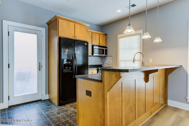 Photo - 10606 Norton Commons Blvd