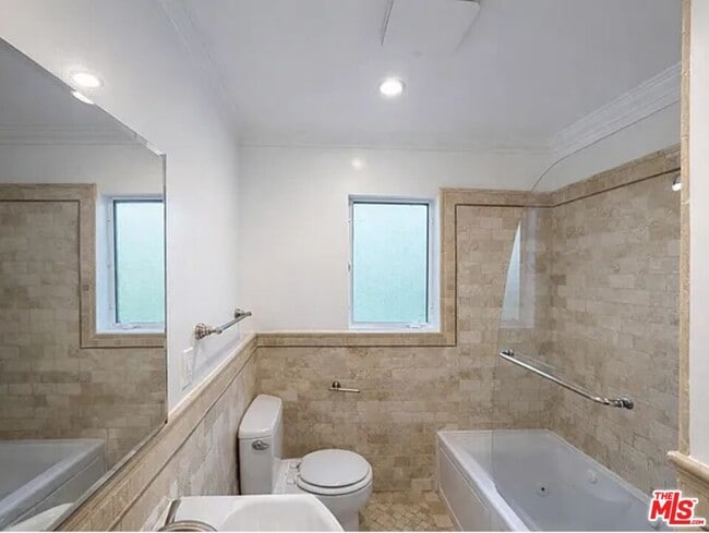 Photo - 1033 20th St Unidad N