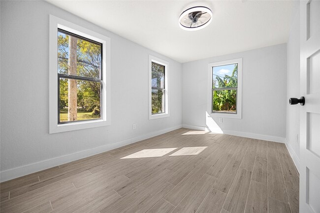 Building Photo - 3229 Holman St Unit 4