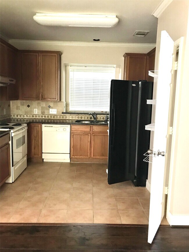 Photo - 14434 Summer Garden Dr