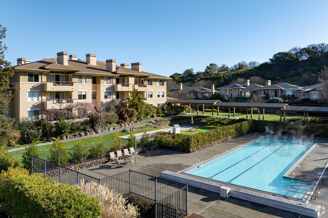 Comodidades - Smith Ranch Homes