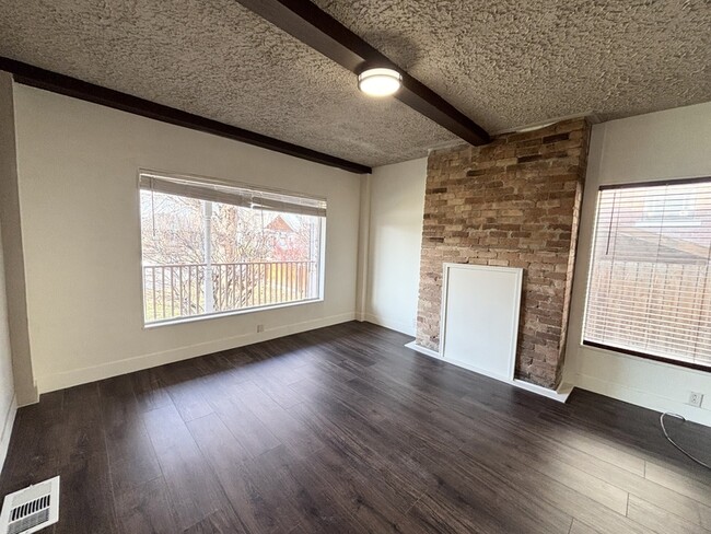 Photo - 1395 S 900 E