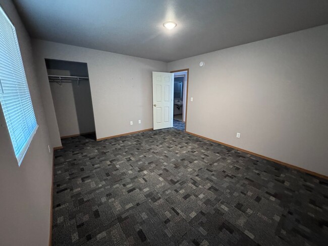 Photo - 302 E. "P" St Unidad 1