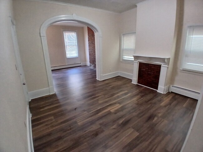 Photo - 621 4th St Unit 1