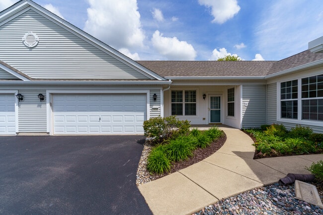 Photo - 14068 Palisades Ave Townhome