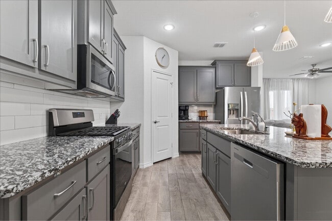 Photo - 8129 Trudy Ln