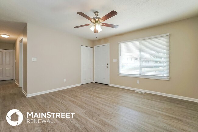 Photo - 524 Harland Dr