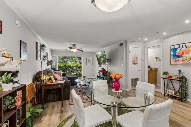 Photo - 3325 Bayshore Blvd Unit #D14