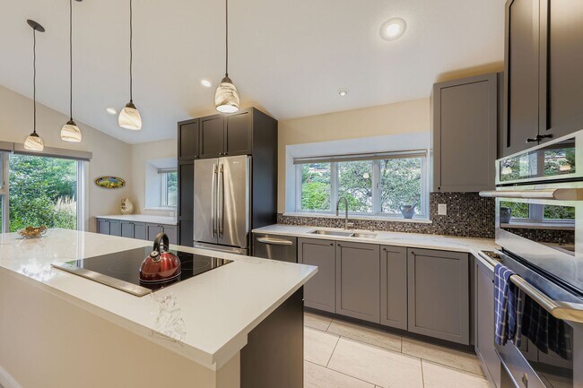 Photo - Private Retreat 4 BDR Near Baseline Reservoir