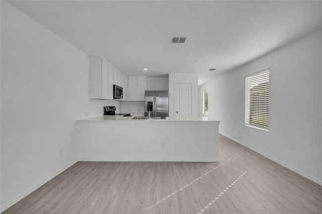 Photo - 309 Marty Allen Lp