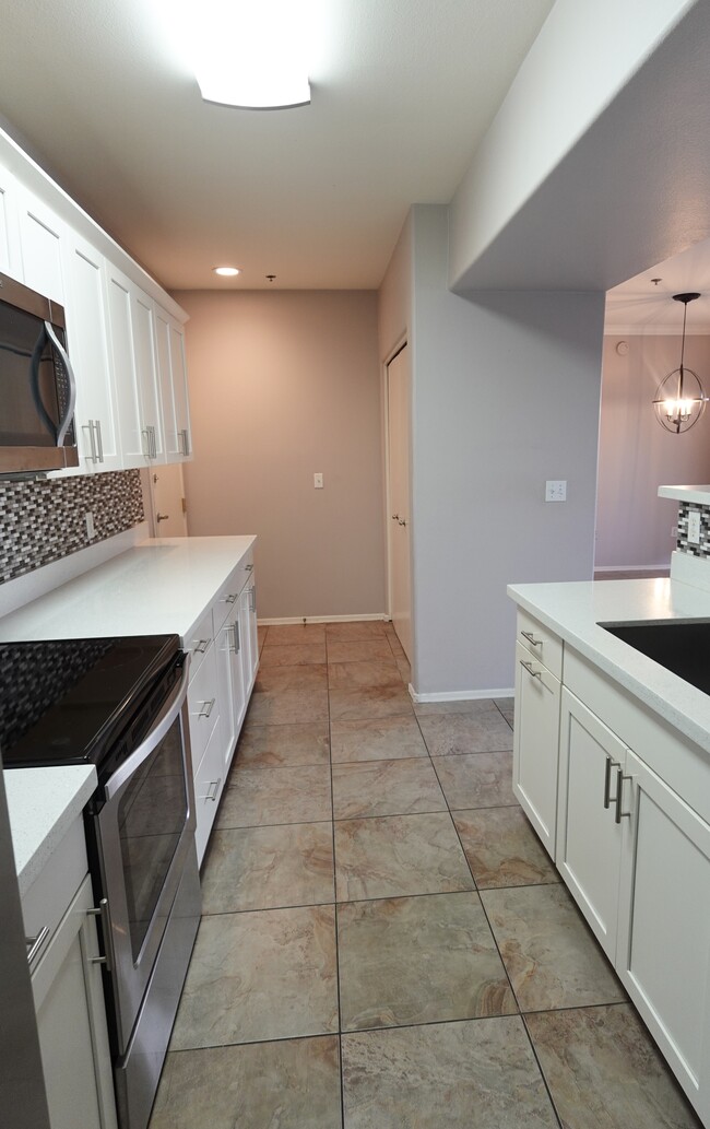 Photo - 2134 E Broadway Rd Unit 1038