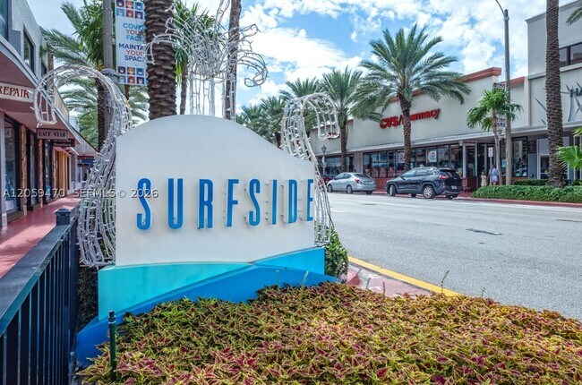 9273 Collins Ave Unit 212