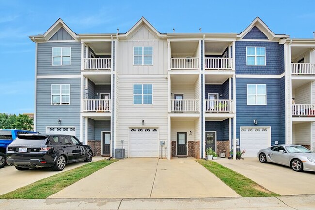 Photo - 857 S Franklin St