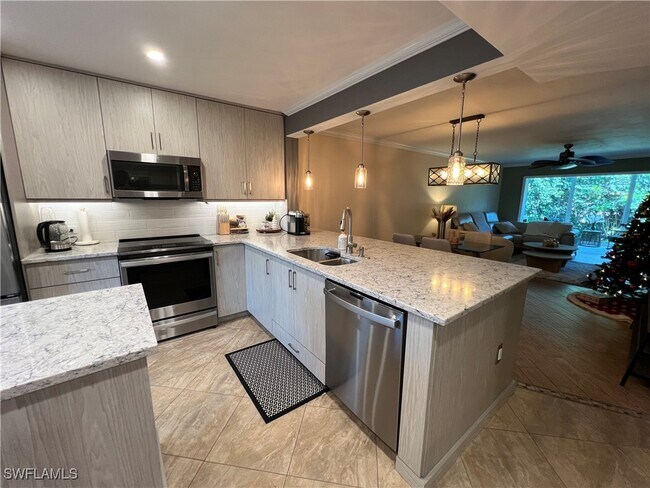Photo - 3051 Sandpiper Bay Cir Unit I102