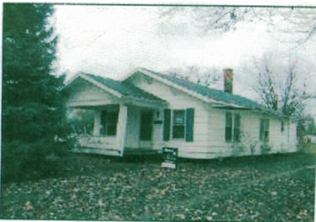 Photo - 220 E Robard St