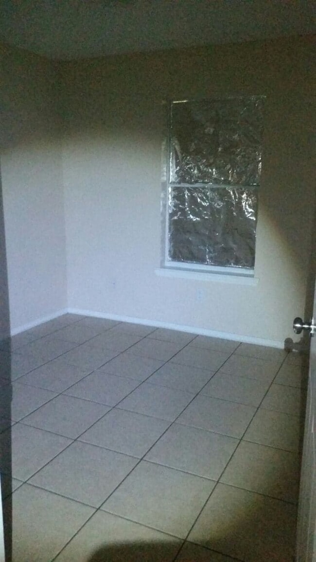 Photo - 909 E Jefferson St