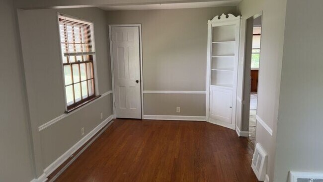 Photo - Delightful 2-bedroom, 1-bathroom single-family home
