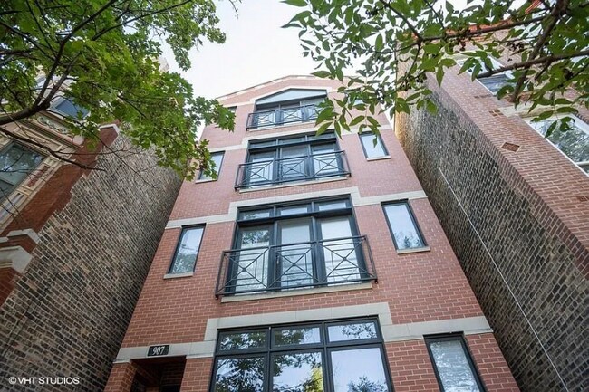 Building Photo - 907 S Miller St Rental