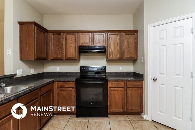 Photo - 247 Edison Ln