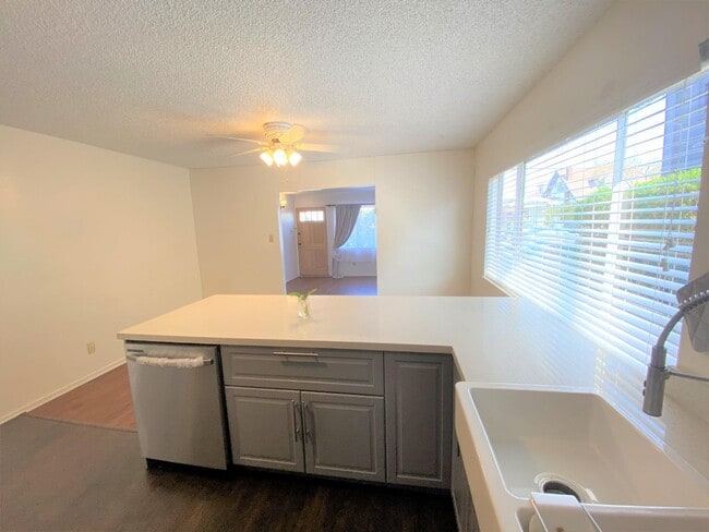 Photo - 1818 63rd St