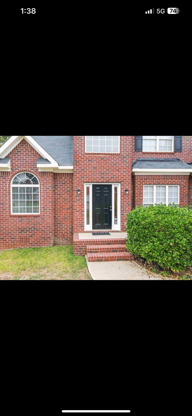 Photo - 541 Edgefield Way House