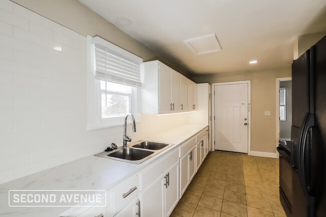 Photo - 3600 E 57th St