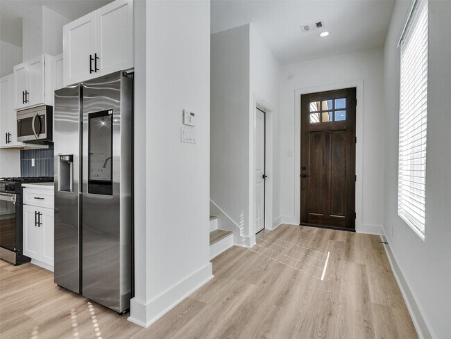 Photo - 4917 Randon Rd